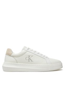 Calvin Klein Jeans Sneakersy Chunky Cupsole Low Mg YM0YM01253 Biały ze sklepu MODIVO w kategorii Buty sportowe męskie - zdjęcie 182630939