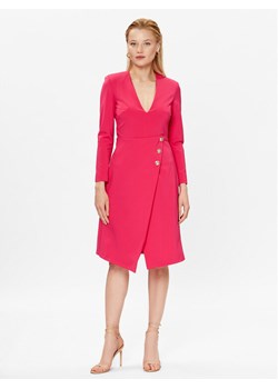 Pinko Sukienka codzienna Angolare 100943 A0HM Różowy Regular Fit ze sklepu MODIVO w kategorii Sukienki - zdjęcie 182631217