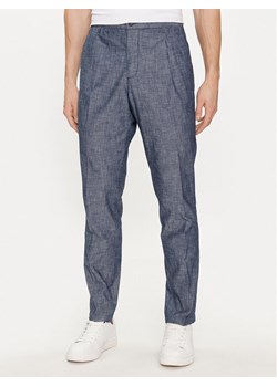 United Colors Of Benetton Chinosy 4WV1UE02F Granatowy Slim Fit ze sklepu MODIVO w kategorii Spodnie męskie - zdjęcie 182631959