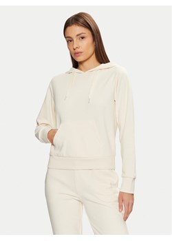 Guess Bluza O5RQ02 KCO31 Écru Regular Fit ze sklepu MODIVO w kategorii Bluzy damskie - zdjęcie 182632158