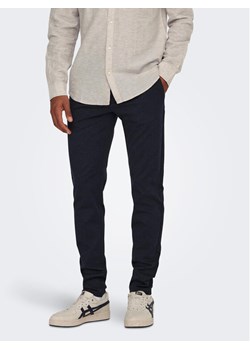 Only & Sons Chinosy 22026326 Granatowy Slim Tapered Fit ze sklepu MODIVO w kategorii Spodnie męskie - zdjęcie 182632219