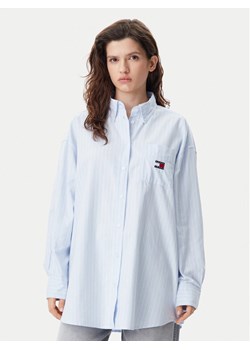 Tommy Jeans Koszula Badge DW0DW20289 Błękitny Oversize ze sklepu MODIVO w kategorii Koszule damskie - zdjęcie 182632715