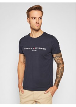 Tommy Hilfiger T-Shirt Core Logo Tee MW0MW11465 Granatowy Slim Fit ze sklepu MODIVO w kategorii T-shirty męskie - zdjęcie 182632735
