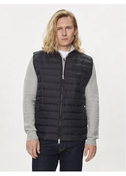 Gant Kamizelka 7006301 Czarny Regular Fit ze sklepu MODIVO w kategorii Kamizelki męskie - zdjęcie 182632739