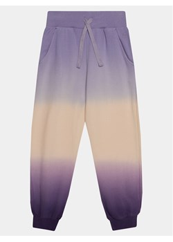 United Colors Of Benetton Spodnie dresowe 3J68CF051 Fioletowy Relaxed Fit ze sklepu MODIVO w kategorii Spodnie dziewczęce - zdjęcie 182633546
