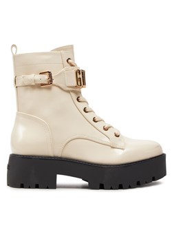 Guess Botki Vaires FLTSOM PAT10 Beżowy ze sklepu MODIVO w kategorii Botki - zdjęcie 182633928