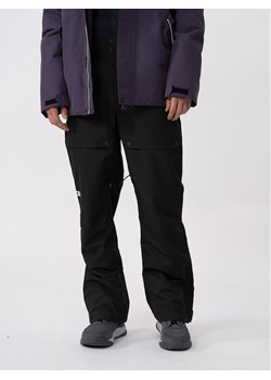 4F Spodnie snowboardowe 4FAW23TFTRM345 Czarny Regular Fit ze sklepu MODIVO w kategorii Spodnie męskie - zdjęcie 182634247