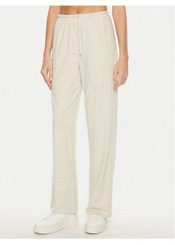 American Vintage Spodnie dresowe Ypawood YPA05AH24 Écru Loose Fit ze sklepu MODIVO w kategorii Spodnie damskie - zdjęcie 182634276