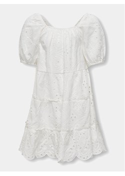 Kids ONLY Sukienka letnia Cleo 15320402 Biały Regular Fit ze sklepu MODIVO w kategorii Sukienki dziewczęce - zdjęcie 182634409