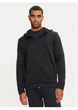 Under Armour Bluza 1373357 Czarny Regular Fit ze sklepu MODIVO w kategorii Bluzy męskie - zdjęcie 182634428