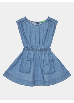 United Colors Of Benetton Sukienka jeansowa 4AD6CV029 Niebieski Relaxed Fit ze sklepu MODIVO w kategorii Sukienki dziewczęce - zdjęcie 182634807