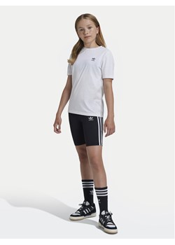 adidas Szorty sportowe adicolor IY7483 Czarny Slim Fit ze sklepu MODIVO w kategorii Spodenki dziewczęce - zdjęcie 182635739