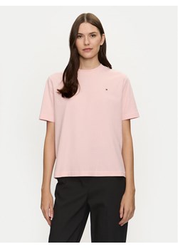 Tommy Hilfiger T-Shirt Modern Flag WW0WW43597 Różowy Relaxed Fit ze sklepu MODIVO w kategorii Bluzki damskie - zdjęcie 182636556