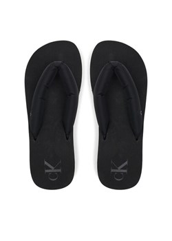 Calvin Klein Jeans Japonki Beach Sandal Flatform Ttxr Satin YW0YW01723 Czarny ze sklepu MODIVO w kategorii Klapki damskie - zdjęcie 182637638