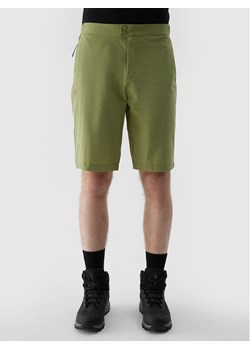 4F Szorty materiałowe 4FWSS24TFSHM425 Zielony Regular Fit ze sklepu MODIVO w kategorii Spodenki męskie - zdjęcie 182637895