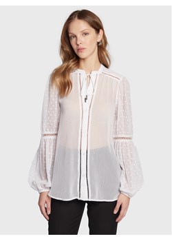 Guess Bluzka Josette W3RH56 WDW52 Biały Regular Fit ze sklepu MODIVO w kategorii Bluzki damskie - zdjęcie 182638265