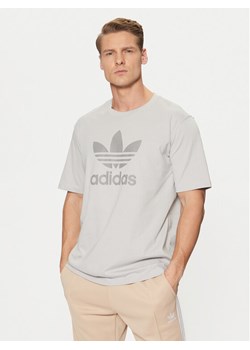 adidas T-Shirt adicolor Trefoil JP2548 Szary Regular Fit - id: 0000304498756 - marki adidas - 182638327 adidas T-Shirt adicolor Trefoil JP2548 Szary Regular Fit ze sklepu MODIVO w kategorii T-shirty męskie - zdjęcie 182638327