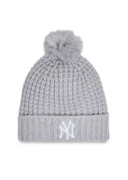 New Era Czapka Wmns Cosy Pom 60364288 Szary ze sklepu MODIVO w kategorii Czapki zimowe damskie - zdjęcie 182639006