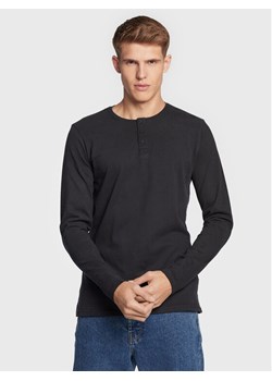 Solid Longsleeve 21106135 Czarny Regular Fit ze sklepu MODIVO w kategorii T-shirty męskie - zdjęcie 182640485