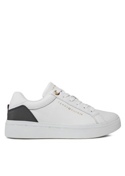 Tommy Hilfiger Sneakersy Elevated Essential Court Sneaker FW0FW07635 Biały ze sklepu MODIVO w kategorii Buty sportowe damskie - zdjęcie 182640537