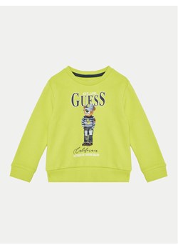 Guess Bluza N5RQ05 KAD74 Zielony Regular Fit ze sklepu MODIVO w kategorii Bluzy chłopięce - zdjęcie 182641386