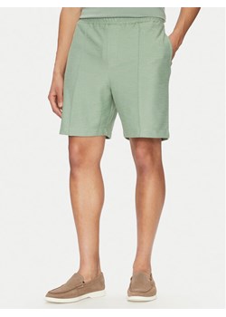 JOOP! Szorty materiałowe 17 JJ-32Paco 30045554 Zielony Regular Fit ze sklepu MODIVO w kategorii Spodenki męskie - zdjęcie 182641829