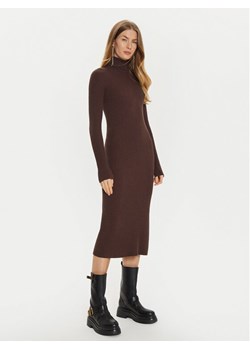 TWINSET Sukienka dzianinowa 242TT3062 Brązowy Slim Fit ze sklepu MODIVO w kategorii Sukienki - zdjęcie 182641945