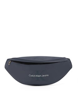 Calvin Klein Jeans Saszetka nerka Sport Essentials Waistbag 38 LV04G3001G Granatowy ze sklepu MODIVO w kategorii Nerki - zdjęcie 182642418