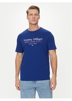 Tommy Hilfiger T-Shirt Center Stack MW0MW38621 Niebieski Regular Fit ze sklepu MODIVO w kategorii T-shirty męskie - zdjęcie 182643027