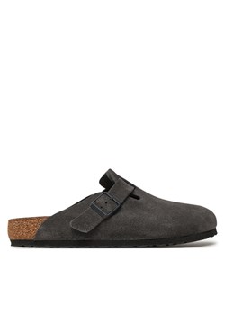 Birkenstock Klapki Boston zamsz 1028602 Szary ze sklepu MODIVO w kategorii Klapki męskie - zdjęcie 182643935
