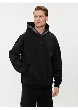 Hugo Bluza Datechi 50510105 Czarny Relaxed Fit ze sklepu MODIVO w kategorii Bluzy męskie - zdjęcie 182643998