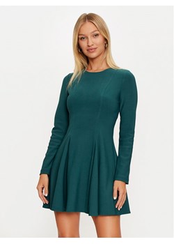 Marciano Guess Sukienka koktajlowa 4BGK22 6302A Zielony Regular Fit ze sklepu MODIVO w kategorii Sukienki - zdjęcie 182644928