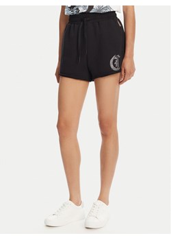 Just Cavalli Szorty sportowe 78PADE08 Czarny Loose Fit ze sklepu MODIVO w kategorii Szorty - zdjęcie 182645147