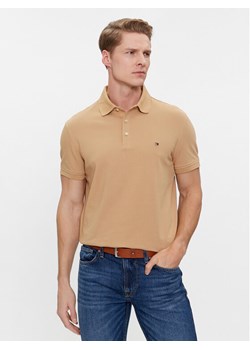Tommy Hilfiger Polo 1985 MW0MW17771 Brązowy Slim Fit ze sklepu MODIVO w kategorii T-shirty męskie - zdjęcie 182645635