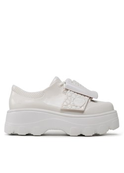 Melissa Sneakersy Kick Off Buckle Up + V&R Ad 33598 Biały ze sklepu MODIVO w kategorii Półbuty damskie - zdjęcie 182645806