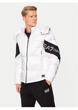 EA7 Emporio Armani Kurtka puchowa 6DPB33 PNEOZ 1100 Biały Regular Fit ze sklepu MODIVO w kategorii Kurtki męskie - zdjęcie 182646028