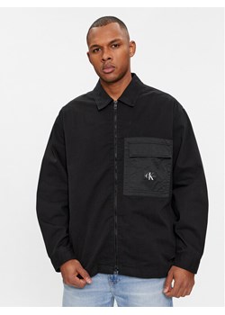 Calvin Klein Jeans Kurtka przejściowa Mix Media J30J324617 Czarny Regular Fit ze sklepu MODIVO w kategorii Kurtki męskie - zdjęcie 182646136