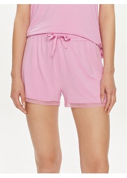 Tommy Hilfiger Szorty piżamowe UW0UW05289 Różowy Regular Fit ze sklepu MODIVO w kategorii Piżamy damskie - zdjęcie 182646199