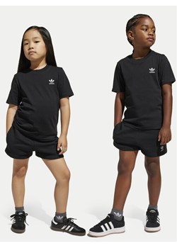 adidas Komplet t-shirt i spodenki JI5842 Czarny Regular Fit ze sklepu MODIVO w kategorii Komplety dziewczęce - zdjęcie 182646747