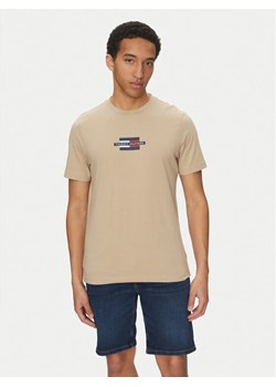 Tommy Hilfiger T-Shirt Flag Box MW0MW38636 Beżowy Regular Fit ze sklepu MODIVO w kategorii T-shirty męskie - zdjęcie 182648366