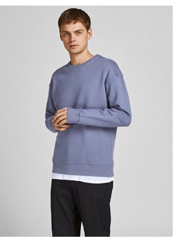 Jack&Jones Bluza Star 12208182 Niebieski Relaxed Fit ze sklepu MODIVO w kategorii Bluzy męskie - zdjęcie 182650566