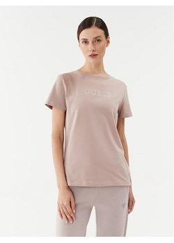 Guess T-Shirt Briana V3BI11 J1314 Beżowy Regular Fit ze sklepu MODIVO w kategorii Bluzki damskie - zdjęcie 182651867