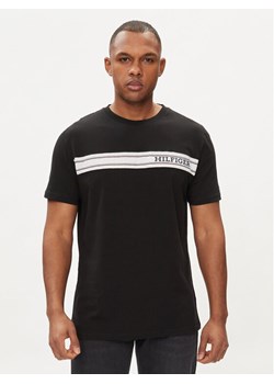 Tommy Hilfiger T-Shirt UM0UM03196 Czarny Regular Fit ze sklepu MODIVO w kategorii T-shirty męskie - zdjęcie 182651875
