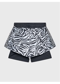 Guess Szorty sportowe J3RD00 WDGX0 Czarny Regular Fit ze sklepu MODIVO w kategorii Spodenki chłopięce - zdjęcie 182652356