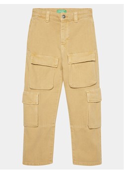 United Colors Of Benetton Spodnie materiałowe 45BJCF02V Beżowy Regular Fit ze sklepu MODIVO w kategorii Spodnie chłopięce - zdjęcie 182652555