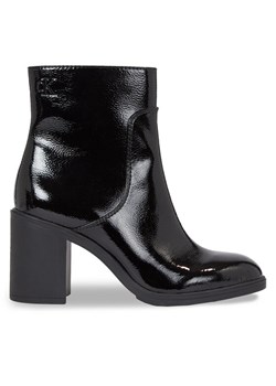 Calvin Klein Jeans Botki Mid Block Heel Boot Naplak Wn YW0YW01258 Czarny ze sklepu MODIVO w kategorii Botki - zdjęcie 182652747
