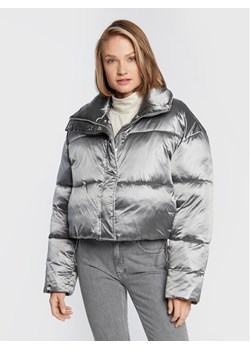 Calvin Klein Kurtka zimowa High Shine Metallic K20K204688 Srebrny Regular Fit ze sklepu MODIVO w kategorii Kurtki damskie - zdjęcie 182654447