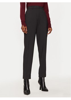 Calvin Klein Spodnie materiałowe K20K207589 Czarny Regular Fit ze sklepu MODIVO w kategorii Spodnie damskie - zdjęcie 182654589