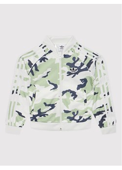adidas Bluza Camo Sst Track HF7448 Zielony Regular Fit ze sklepu MODIVO w kategorii Bluzy chłopięce - zdjęcie 182655036