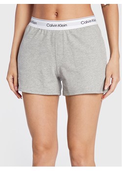Calvin Klein Underwear Szorty piżamowe 000QS6871E Szary Regular Fit ze sklepu MODIVO w kategorii Piżamy damskie - zdjęcie 182655549